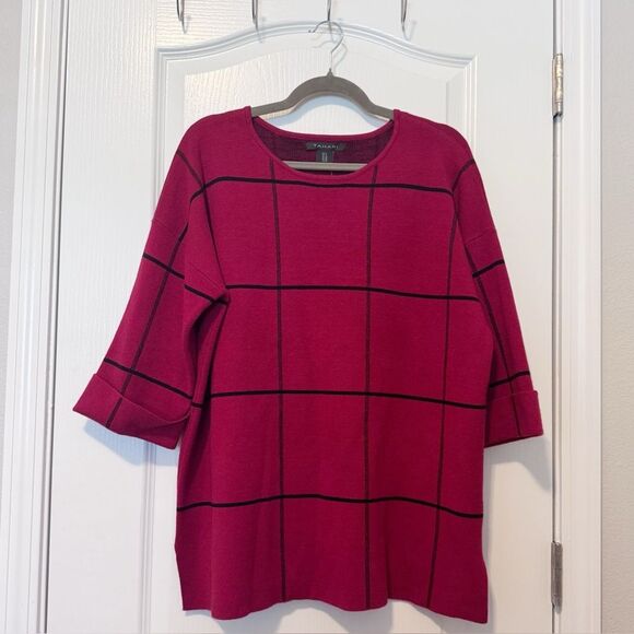 Tahari Women’s Red/Black Windowpane Plaid Knit Sweater NWT Size 1X - Picture 1 of 8